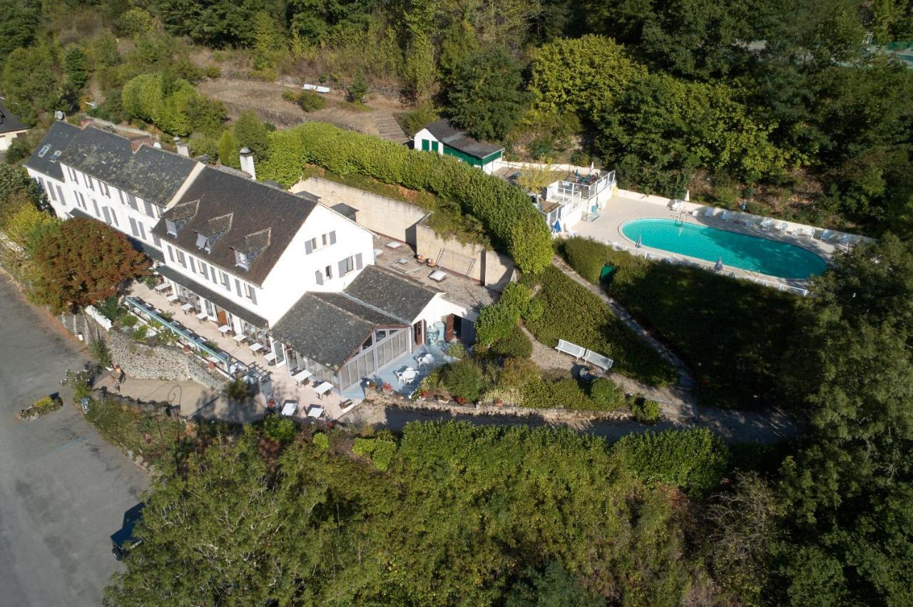 Logis Hotel Le Belle Rive Najac Exteriér fotografie